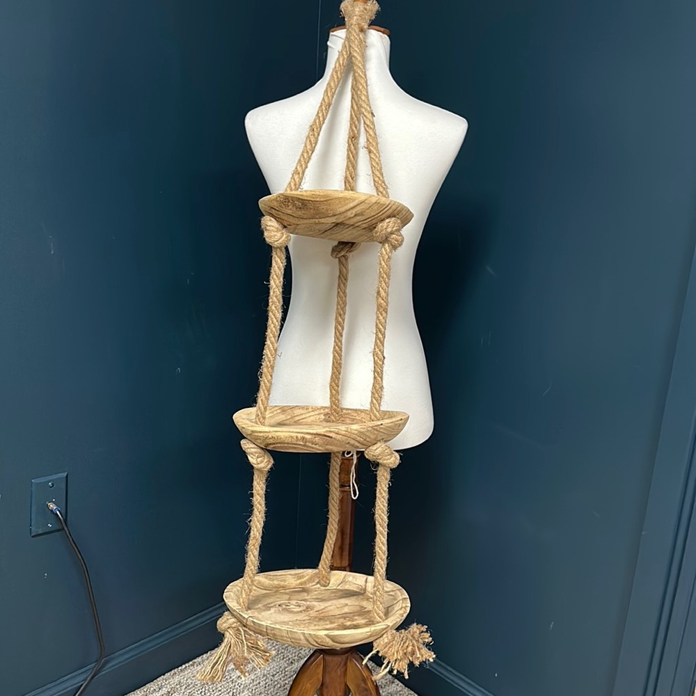 Hanging plant holder